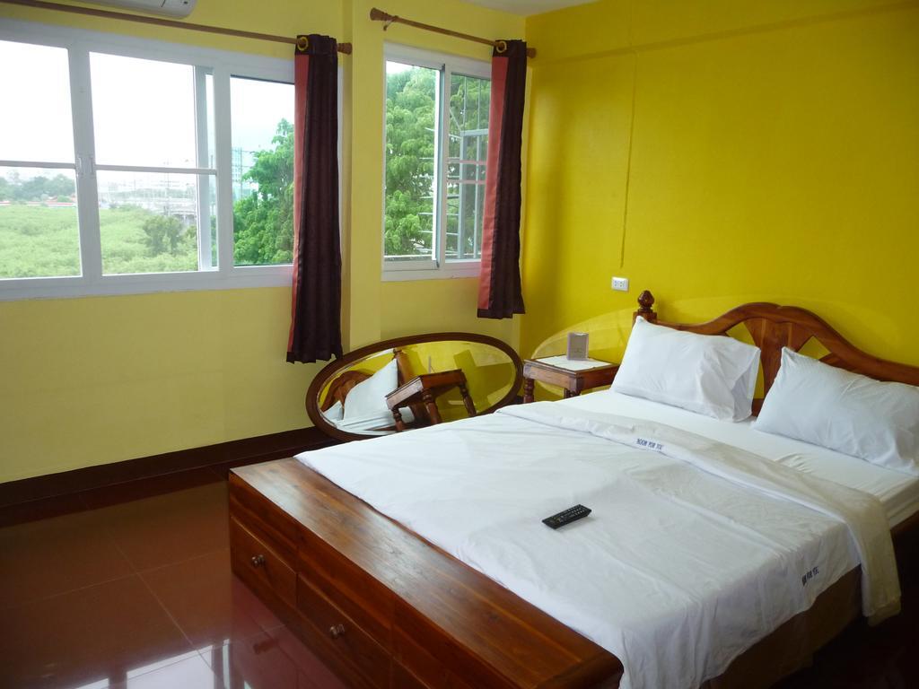 Room For You Bangkok Extérieur photo